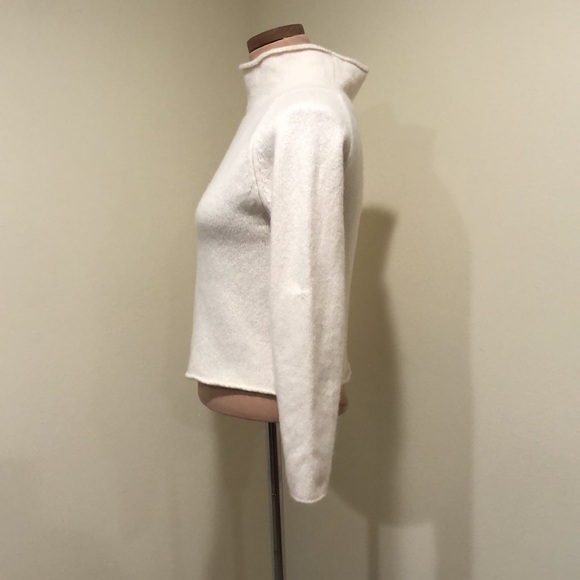 MJ Watson Cashmere Cropped Sweater Size Large Cream Funnel Neck Pullover - Picture 3 of 11